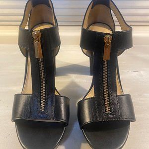 Michael Kors Black Leather Zip Front Platform Pumps 3" Heels Size 9 1/2 M